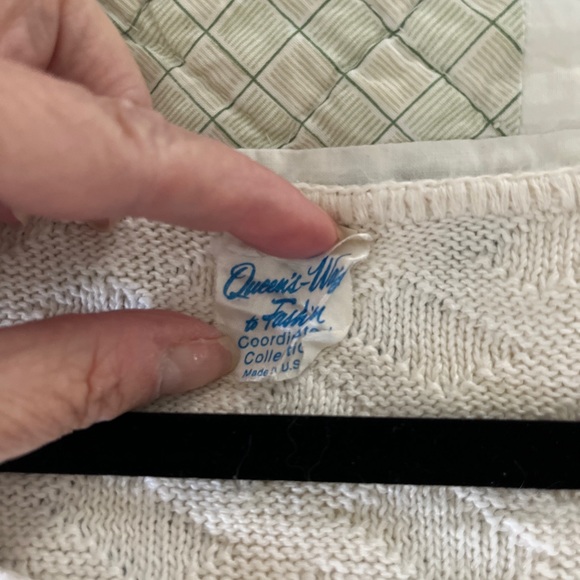 Vintage 80s Knitted Sweater Queens Way To Fashion Short Sleeve 21x22 - Picture 2 of 5